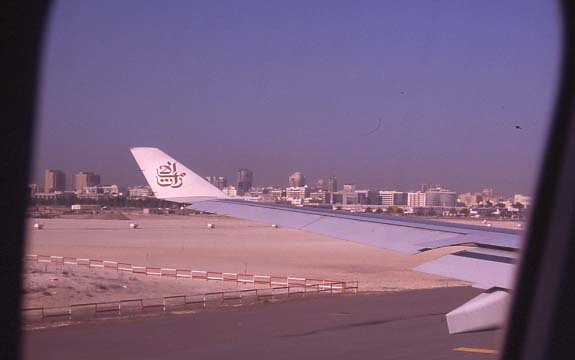 11_dubai_flugzeug