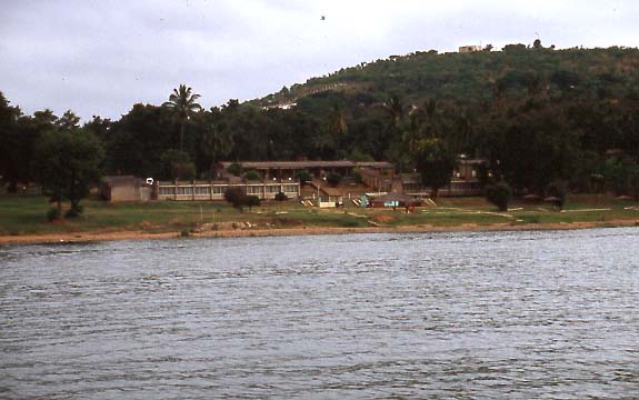25_zweites_Hotel